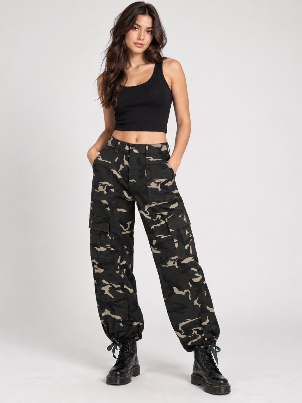 Lepunuo Women's Medium Edgy Camouflage Cargo Pants NWT
